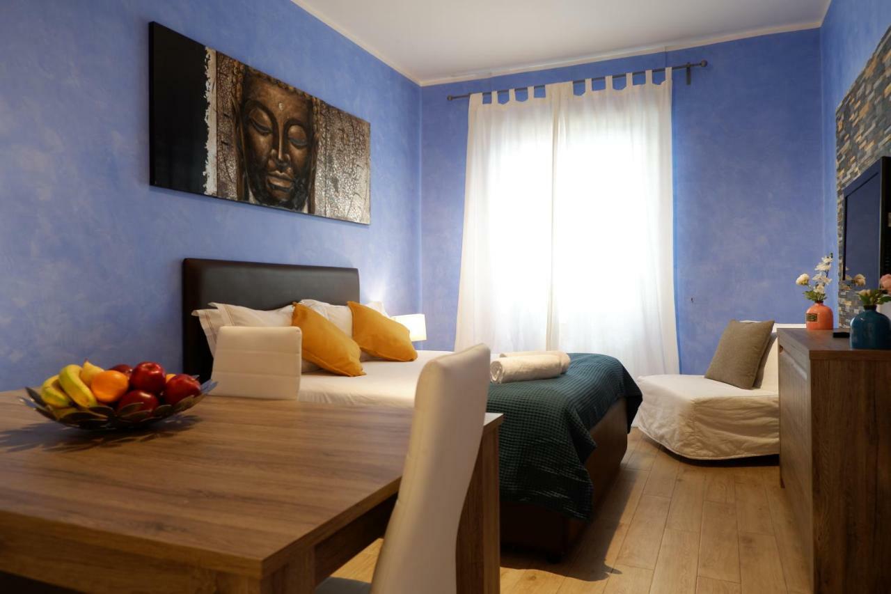The Blue Strawberry House In San Giovanni Roma Zewnętrze zdjęcie